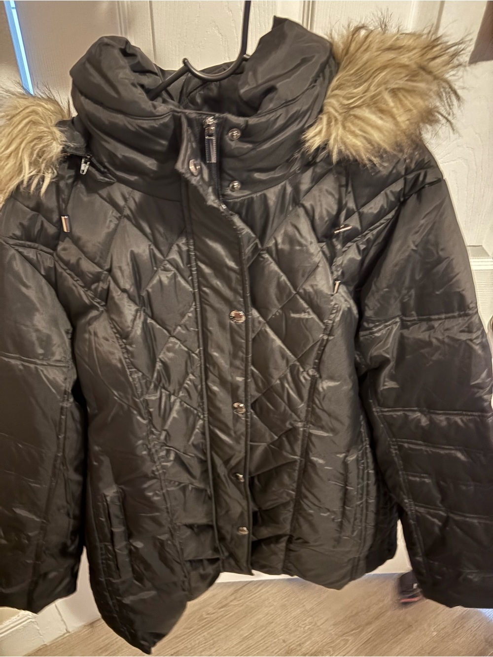 London Fog Black Quilted Puffer Jacket with Faux Fur Trim